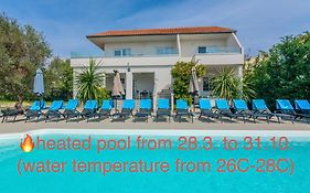 Royal Choice With Pool